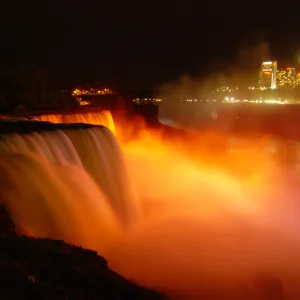 Niagra at Night