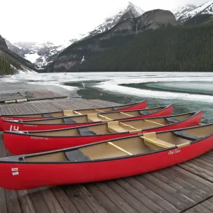 Canoes, Lake Louise, Albe