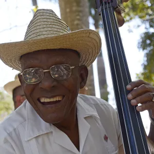 Nonstop music in Cuba!