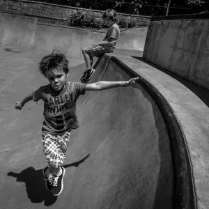 Destroy all the goals.