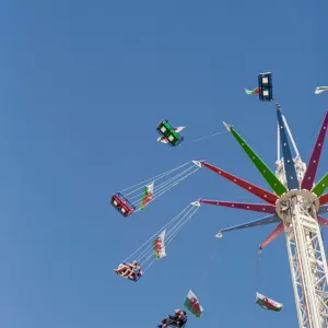 Round, and round, and round, and roooound...