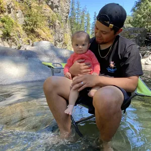 Melia’s first time at the river ????