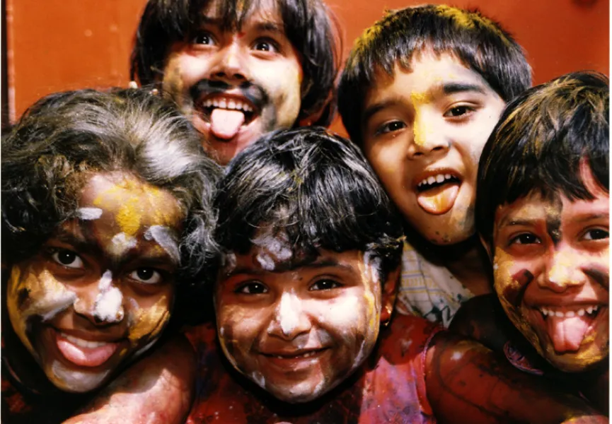 Holi kids