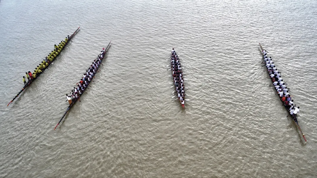 Rowing Race