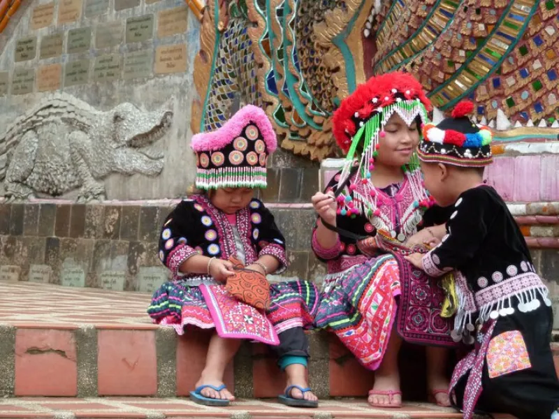 Hmong Kids