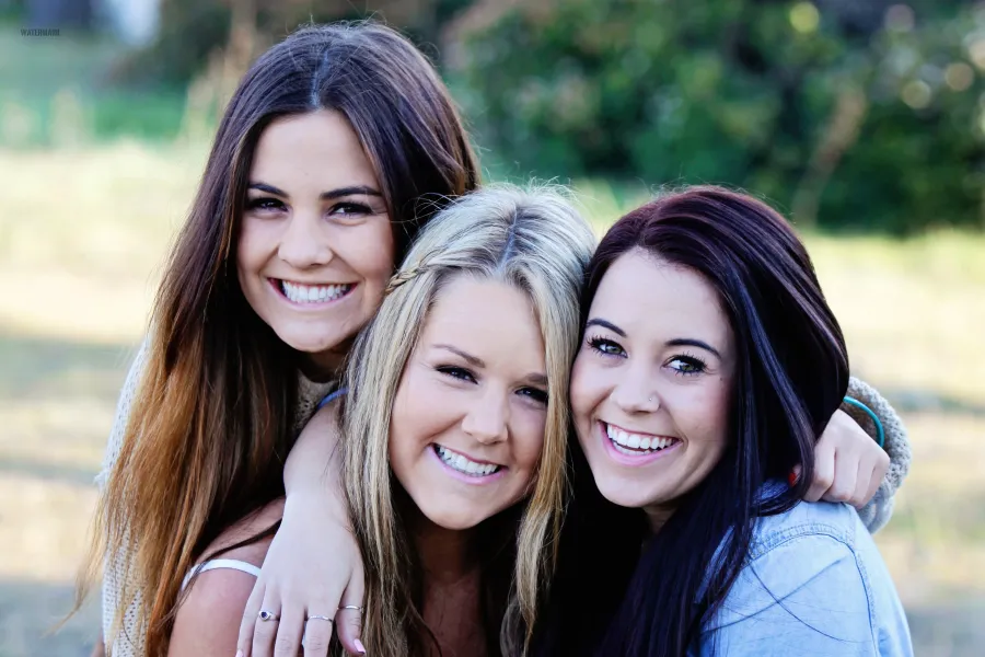 Best of friends graduate