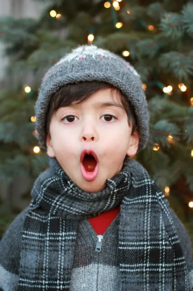 Here I Come a Caroling...