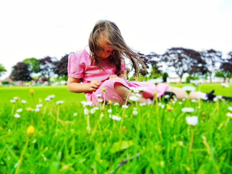 Lana in Bassets Park