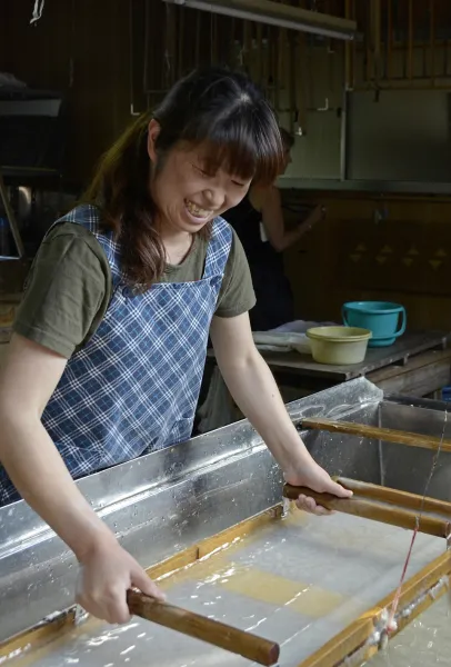 making washi paper